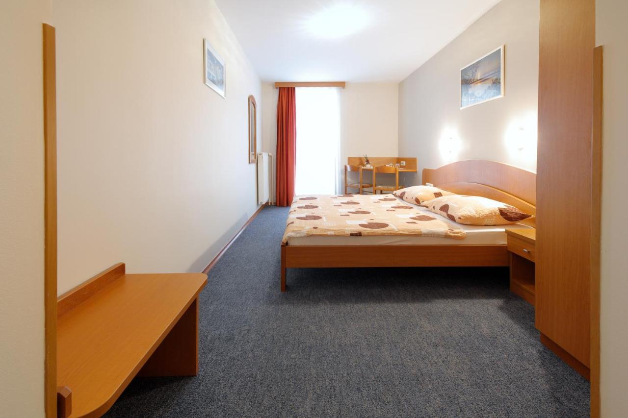 Rooms Sustersic Liubliana Exterior foto